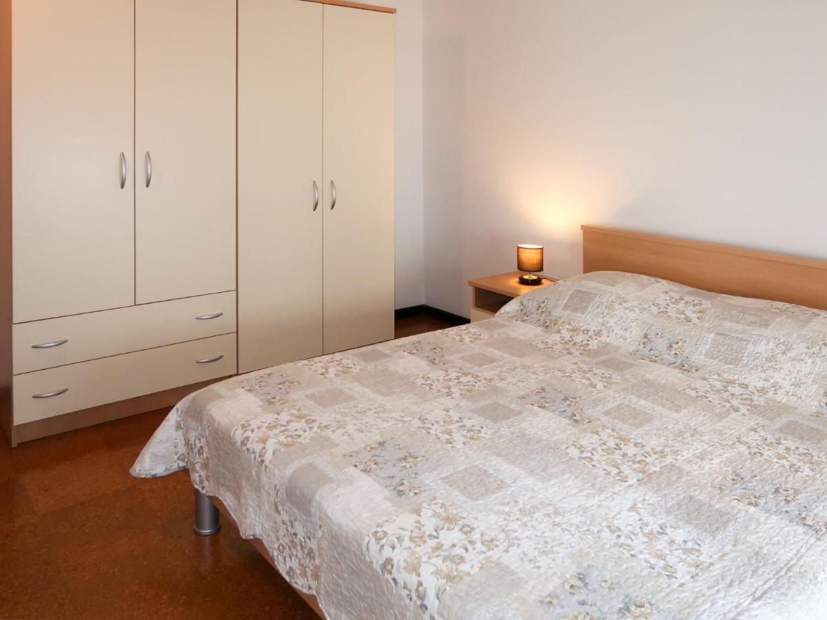 Apartment Violetta - Lbn200 By Interhome 拉宾 外观 照片